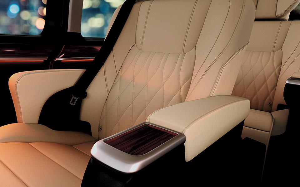elegant seats in toyota granvia 2020