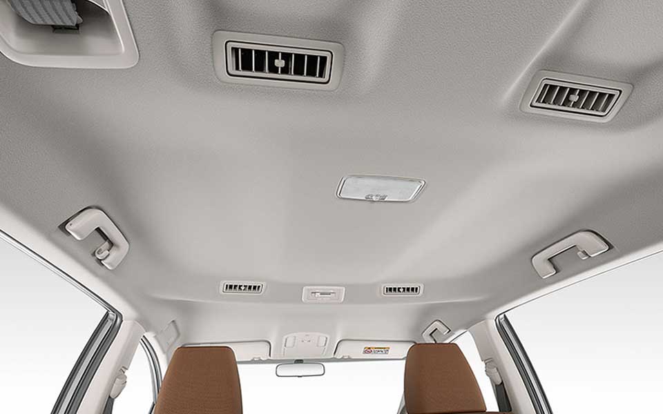 rear air conditioning vents in toyota innova 2020