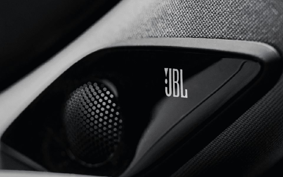 Toyota Avalon 2019 JBL Speakers