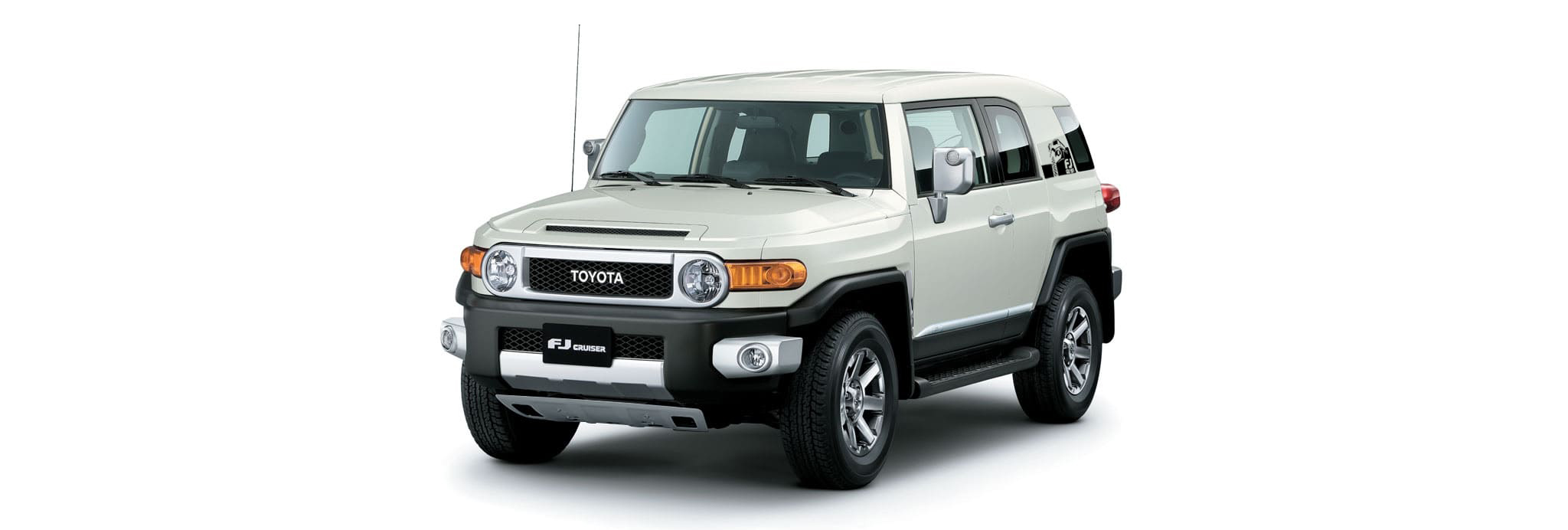 Toyota FJ-Cruiser SUV White