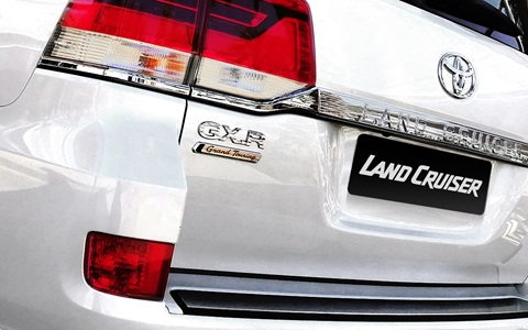 Toyota LC200 SUV Exterior Features 2019