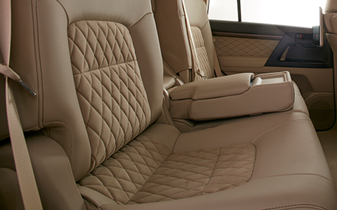 Toyota LC200 SUV Interior Features 2019