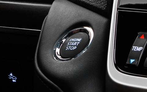 Toyota LC200 SUV Interior Features 2019