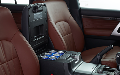 Toyota LC200 SUV Interior 2019
