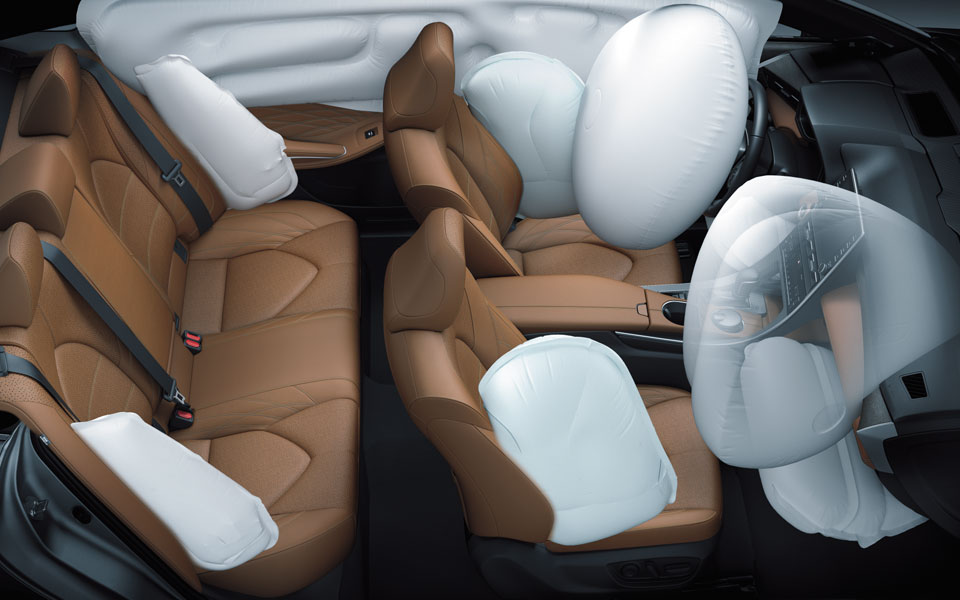 Toyota Avalon 2019 Airbags